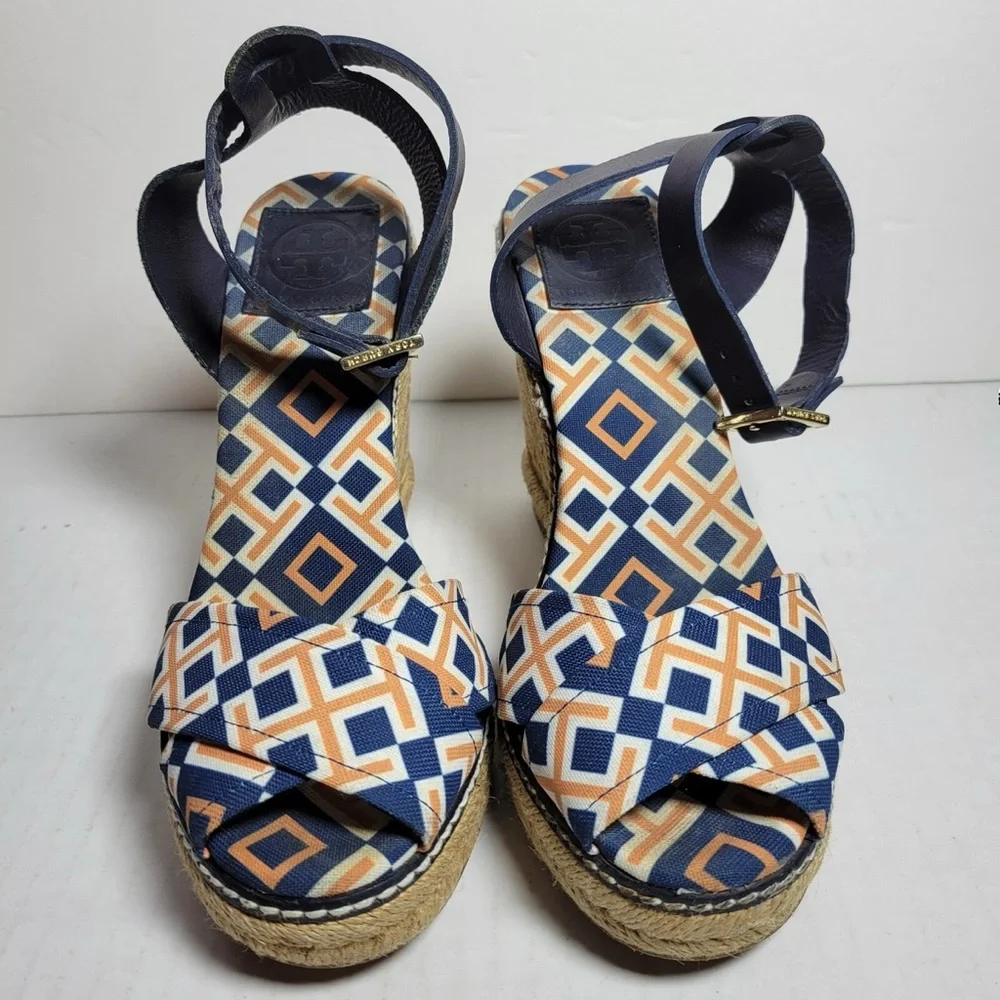 Tory Burch‎ Geometric Patterned Wedge Sandals size 8